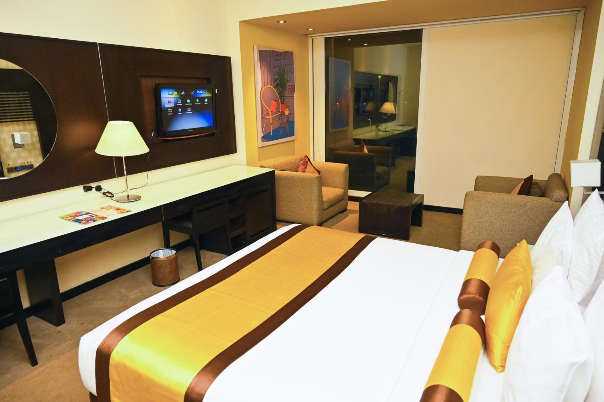 ฮิวส์ บูติค โฮเต็ล Hotel ดูไบ ภายนอก รูปภาพ